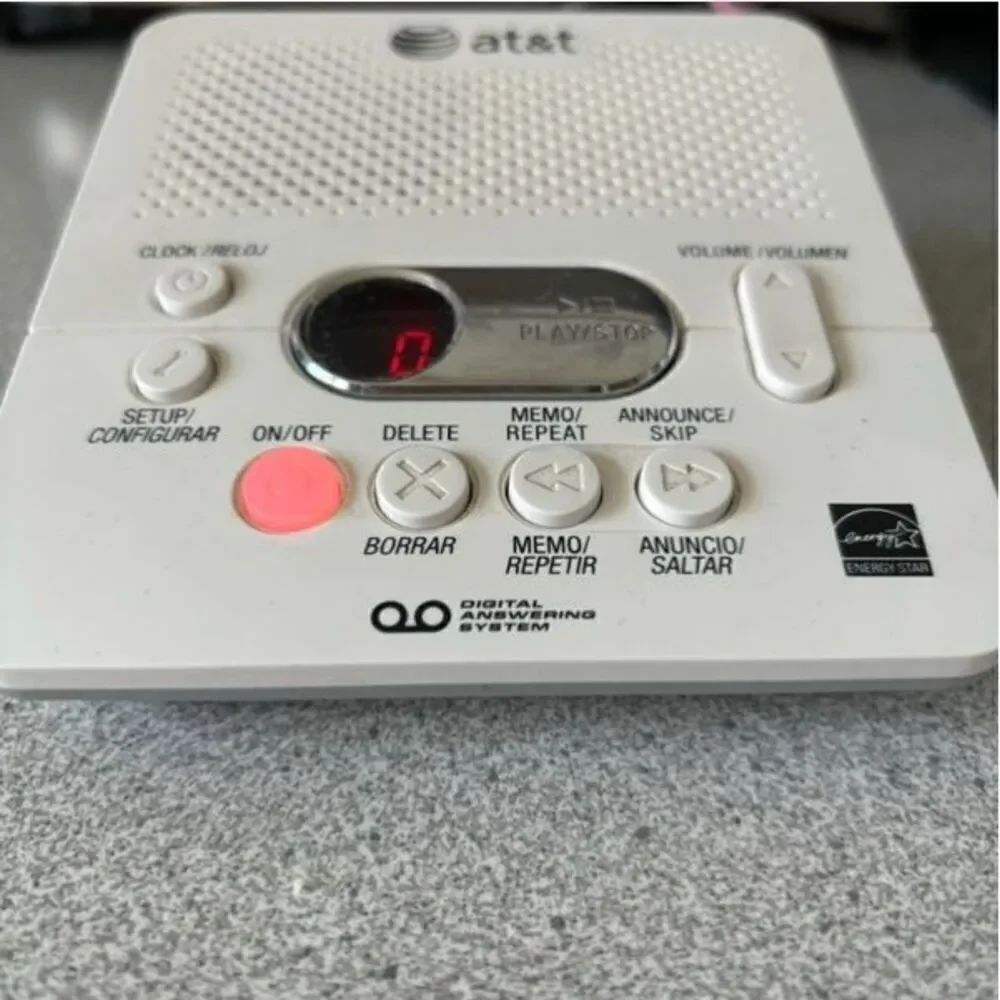 AT&T Digital Answering Machine *Works* - Picture 2 of 4